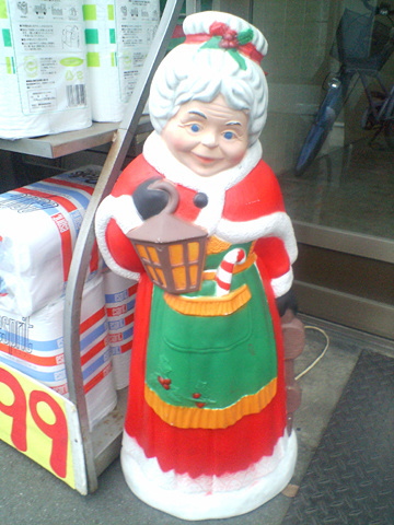 サンタのおばあさん人形
